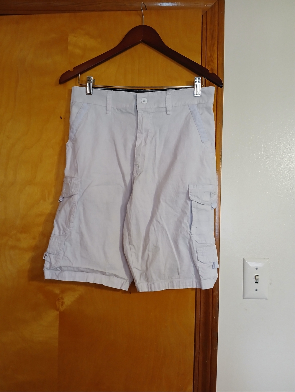 Beverly Hills Polo Club White Men's Cargo Shorts
